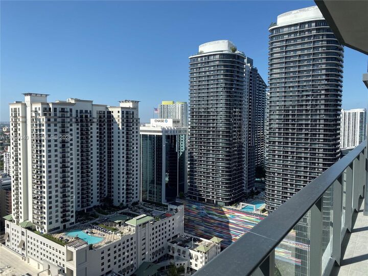 Property Photo:  1000 Brickell Plaza 3306  FL 33131 