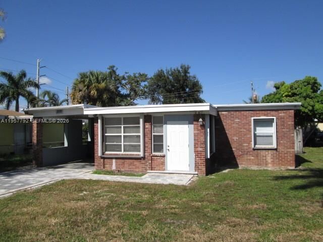 Property Photo:  2127 Wilson St  FL 33020 