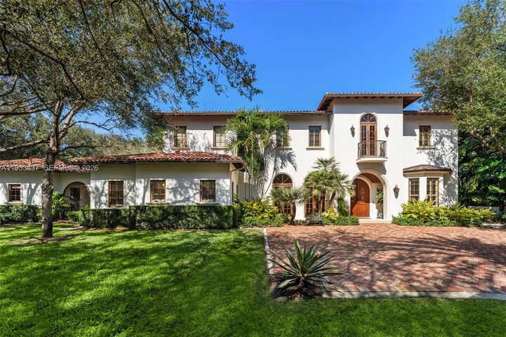 Property Photo:  5865 SW 96th St  FL 33156 