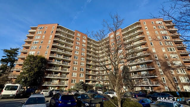Property Photo:  91 Strawberry Hill Avenue 534  CT 06902 