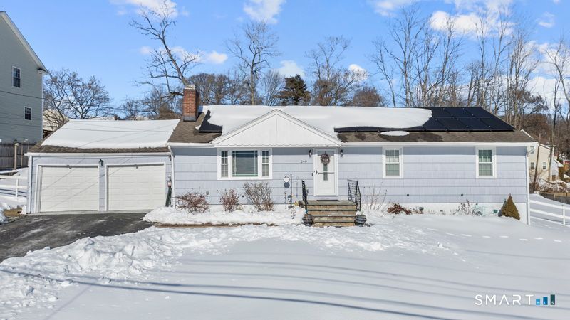 Property Photo:  240 Valley Avenue  CT 06606 