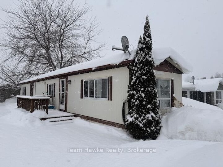 48 Northland Drive — photo 1
