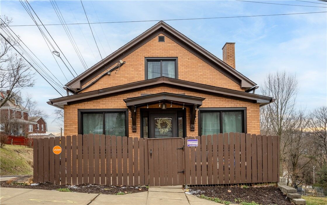 Property Photo: 348 Anthony St PA 15210