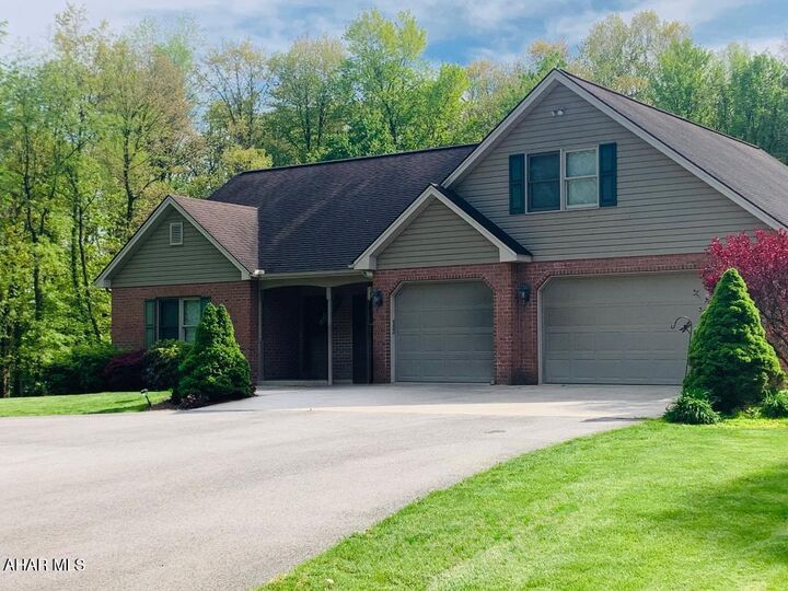 Property Photo:  10180 Fox Run Road  PA 16693 