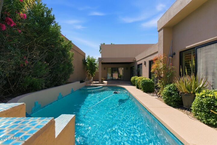 Property Photo:  3048 E Stella Lane  AZ 85016 