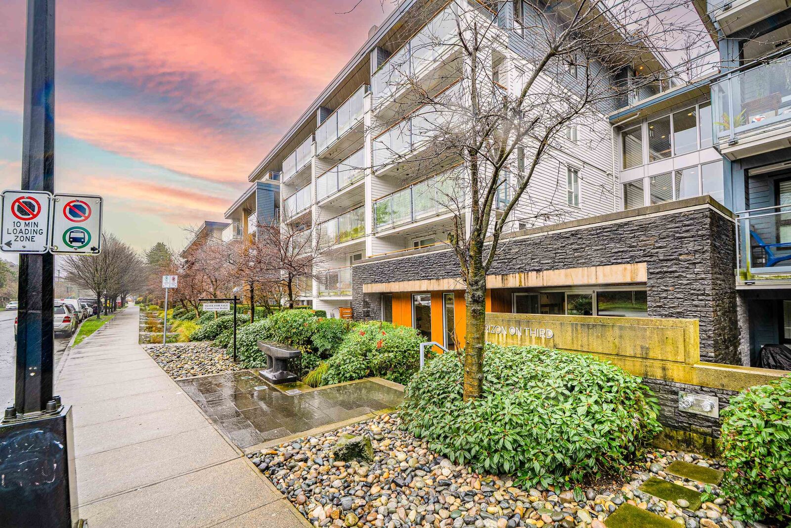Property Photo: 221 E 3rd Street 416 BC V7L 0C1