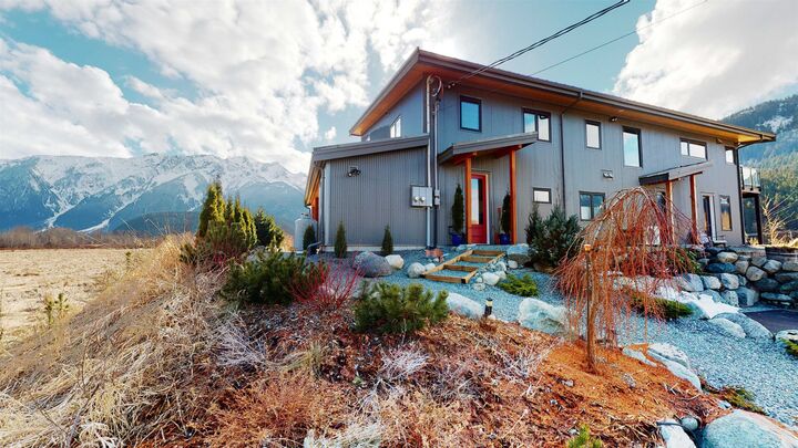 Property Photo: 1380 Collins Road BC V0N 2L1