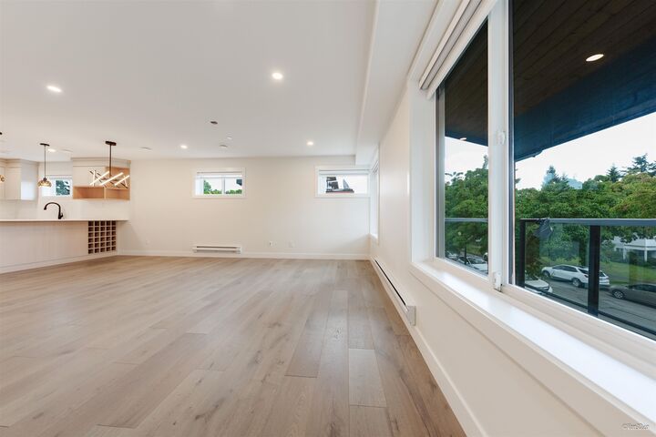 Property Photo: 5092 Slocan Street 202 BC V5R 2A5