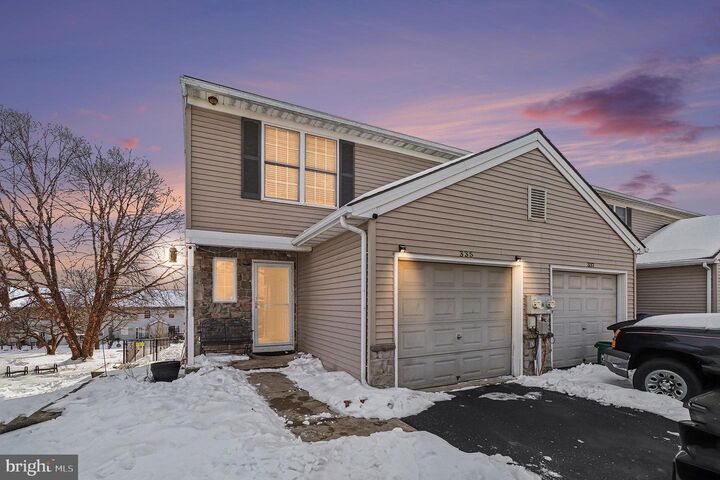 Property Photo:  335 Wild Cherry Lane  PA 17547 