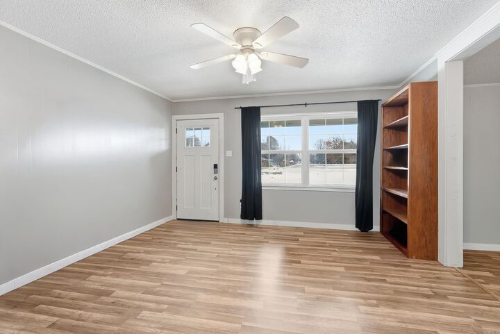 Property Photo:  110 Lynn Lane  AR 72086 