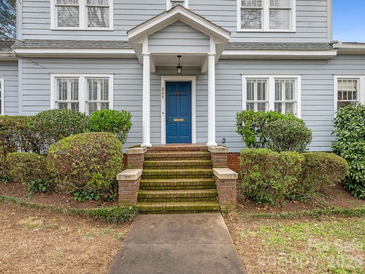Property Photo:  849 Henley Place  NC 28207 