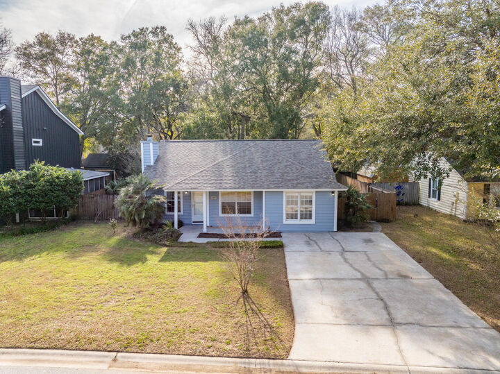 Property Photo:  1307 Lake Mallard Boulevard  SC 29464 
