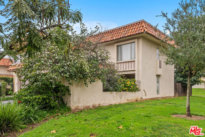 Property Photo:  19 Palmento Way  CA 92612 