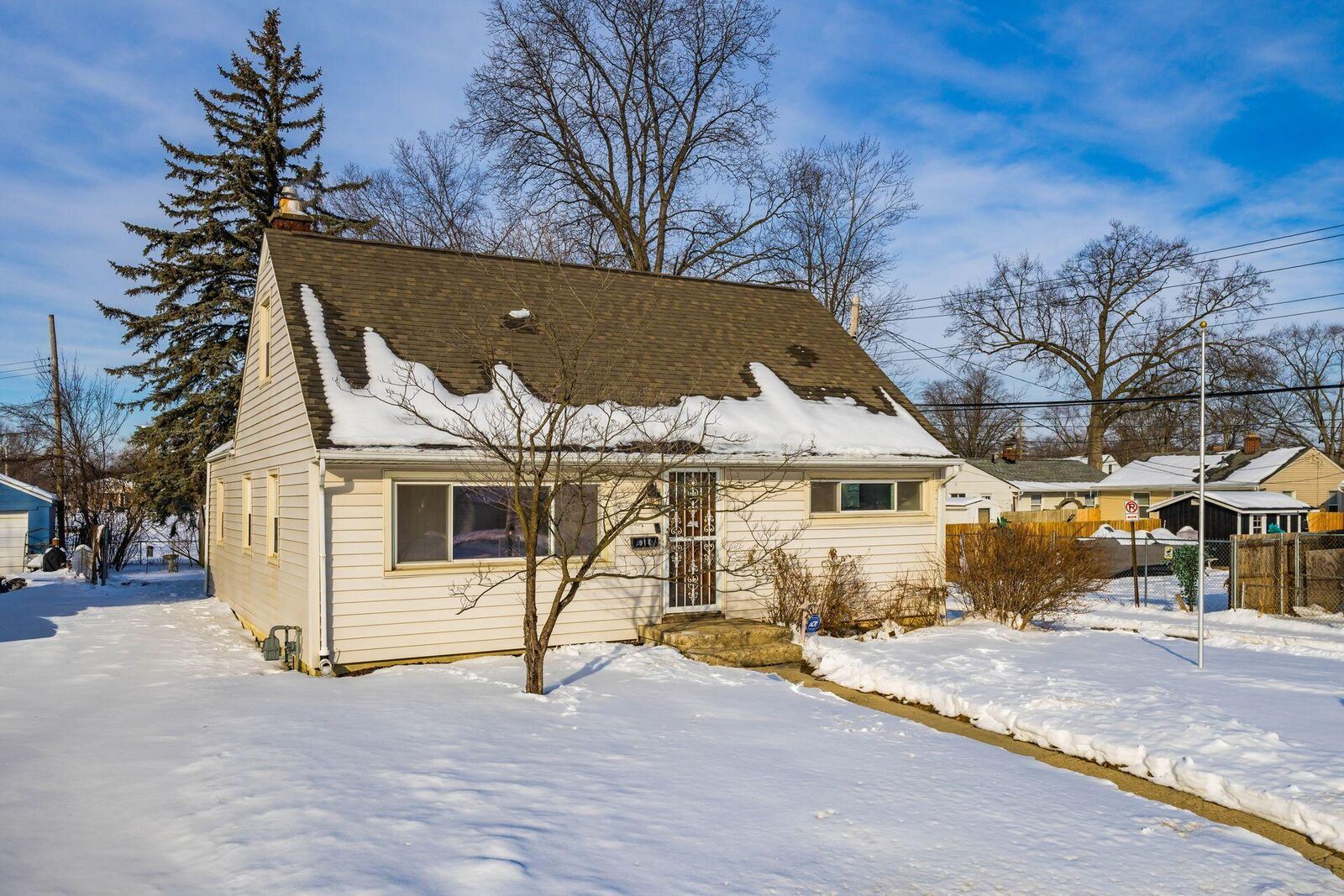 Property Photo:  914 Weldon Avenue  OH 43224 