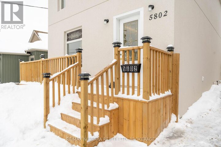 Property Photo:  5802 Peer Street  ON L2G 1X2 