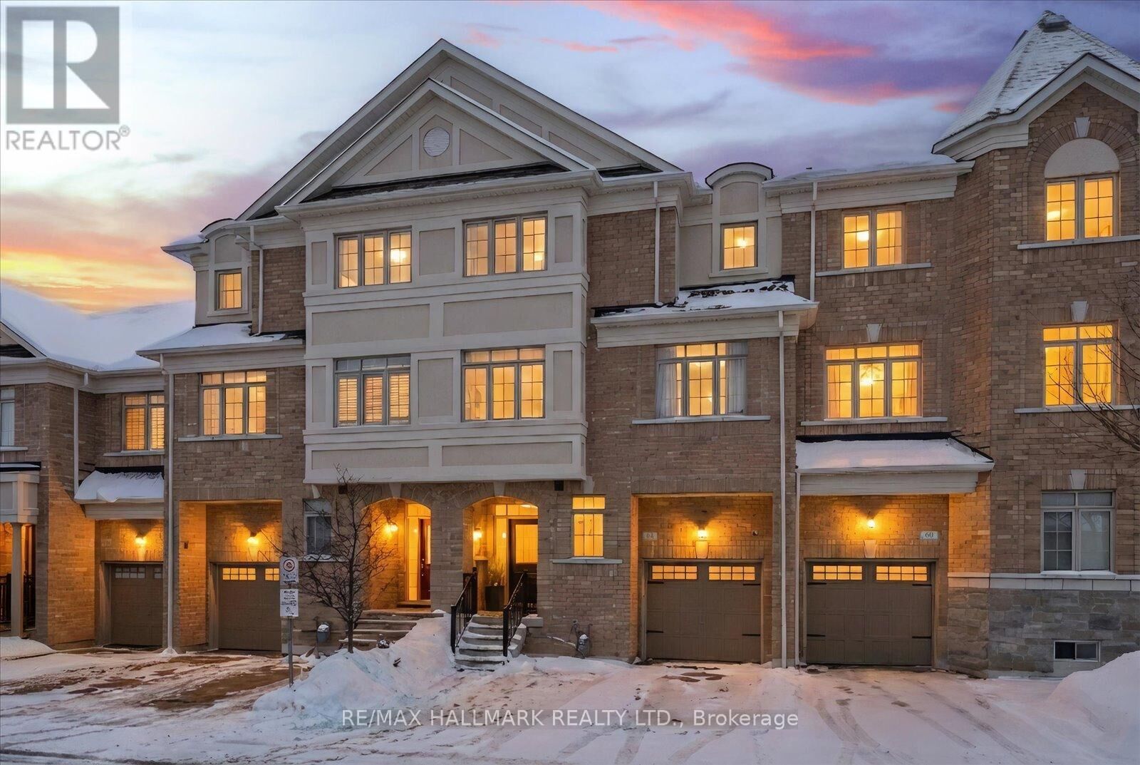 Property Photo:  62 Ruffle Lane  ON L4E 0W3 