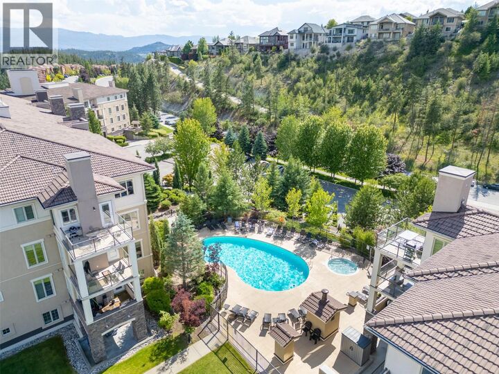 Photo de la propriété: 1873 Country Club Drive 2207 BC V1V 2A7