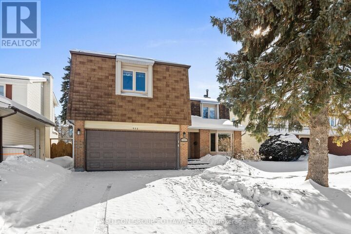 Property Photo:  908 Chaleur Way  ON K1C 2S1 