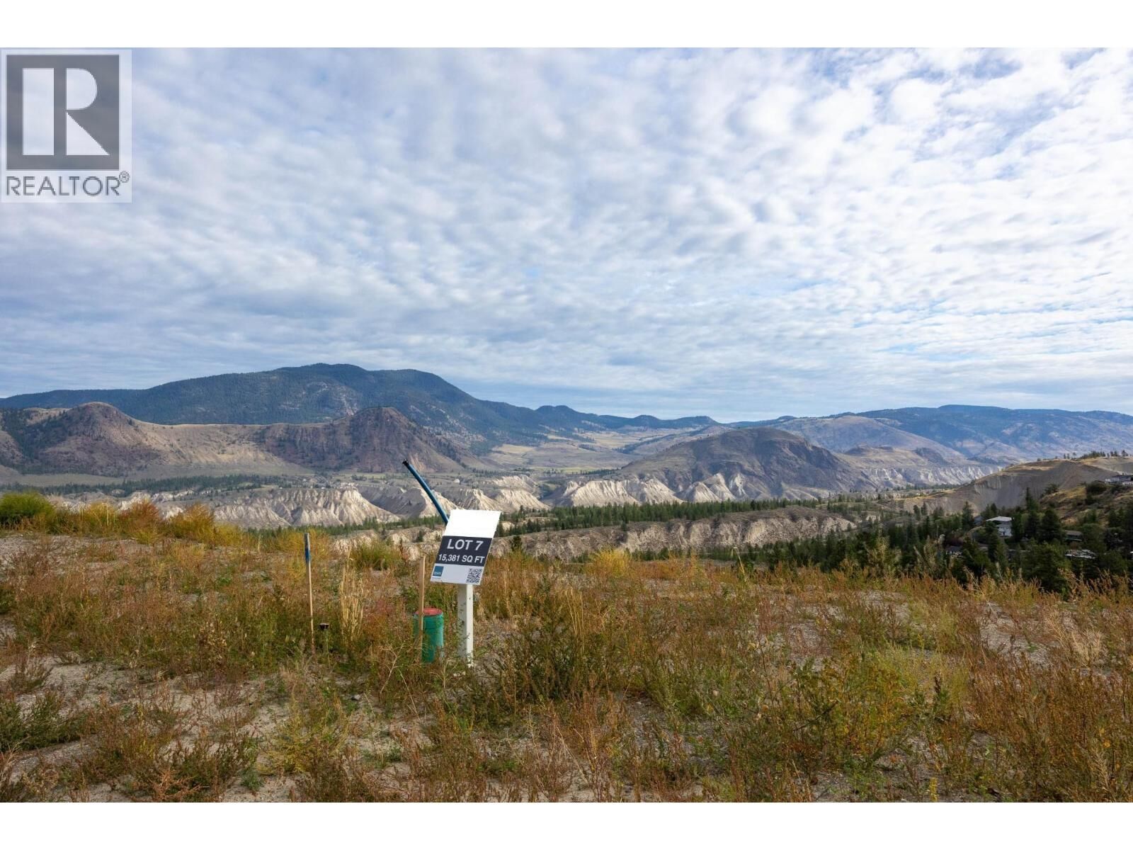 Property Photo:  1158 Crestwood Drive  BC V2H 5G8 