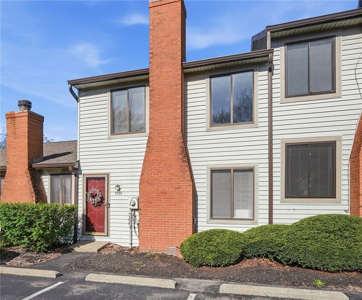 Property Photo:  7626 Granby Way 122  OH 45069 