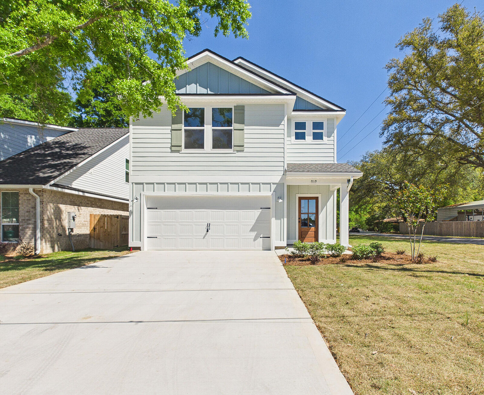 Property Photo:  919 47th Street  FL 32578 