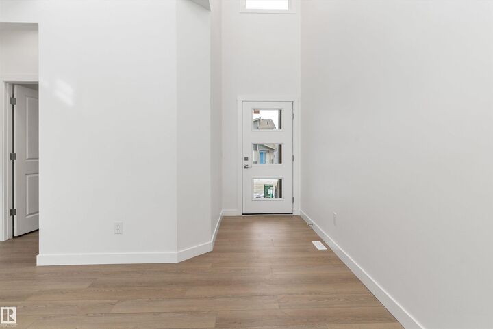 Property Photo:  18927 28 Avenue NW  AB T6M 3H9 