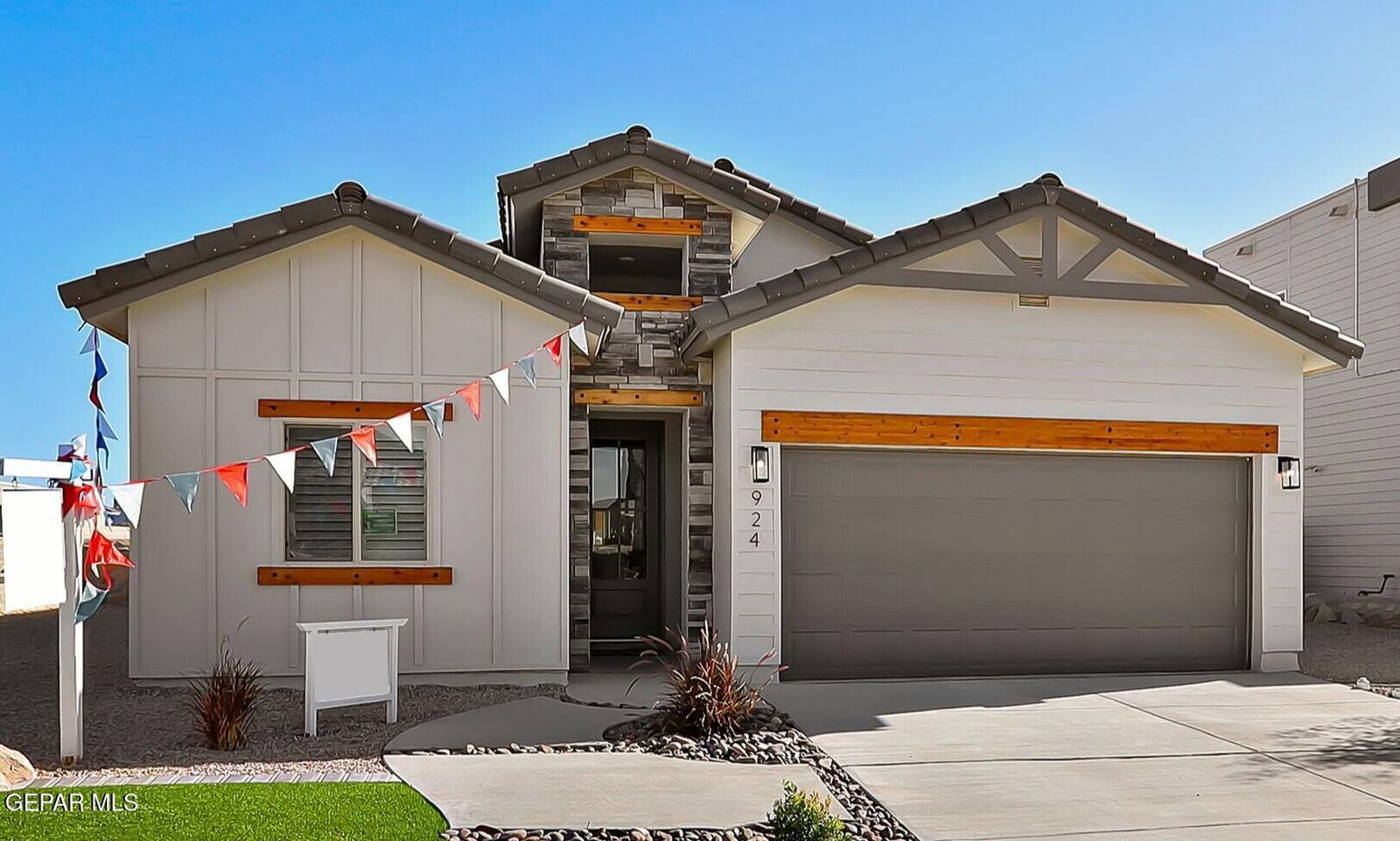 Property Photo: 13877 Paseo De Gloria Avenue TX 79928