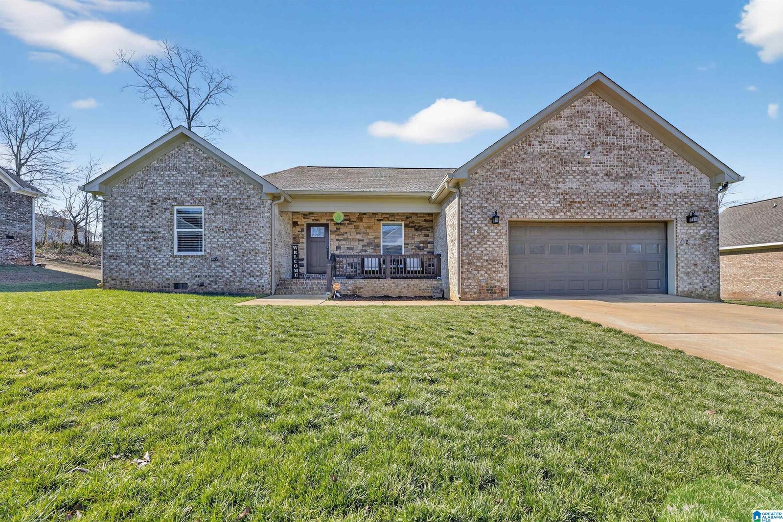 Property Photo: 108 Lake Pointe Drive AL 35096