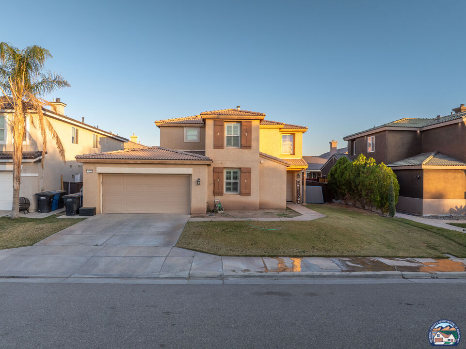 Property Photo:  1222 N Stampede Ave  CA 92249 