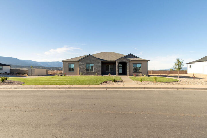 Property Photo: 4613 W 150 N Lot 204 UT 84720