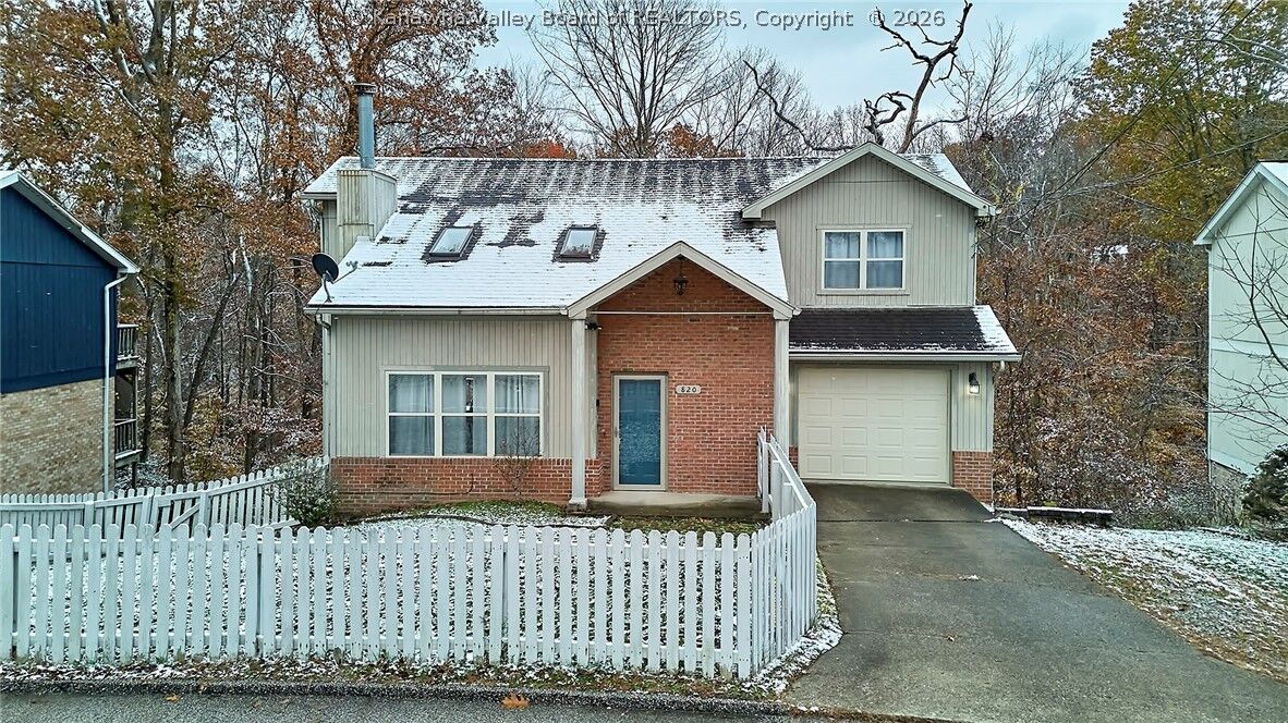 Property Photo:  820 Gordon Drive  WV 25303 