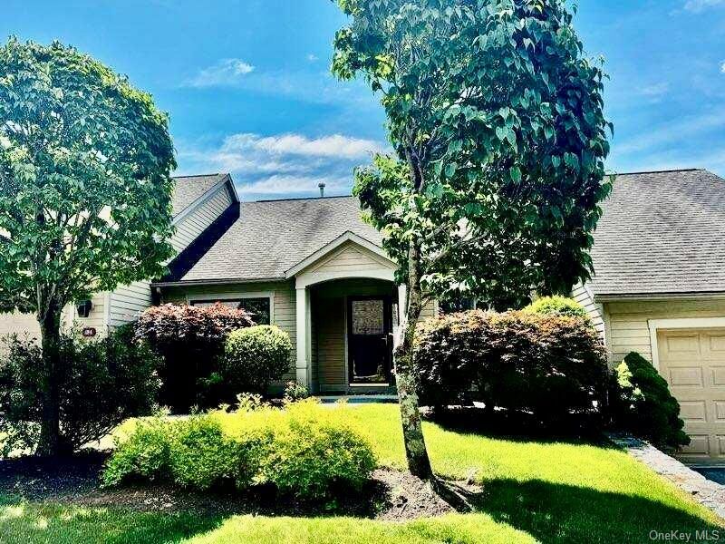 Property Photo:  839 Heritage Hills B  NY 10589 