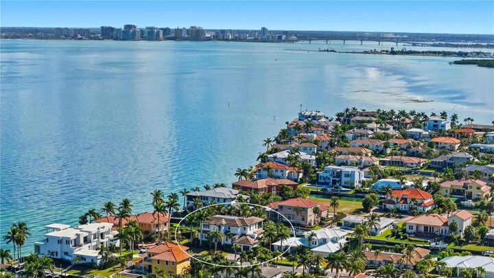 Property Photo:  590 Birdie Lane  FL 34228 