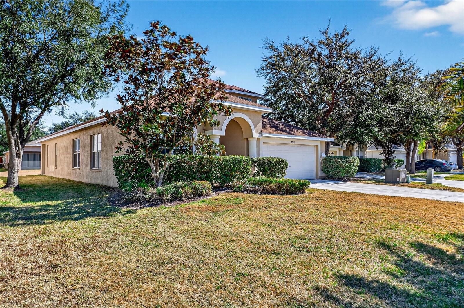 Property Photo:  4424 Highcroft Drive  FL 33545 