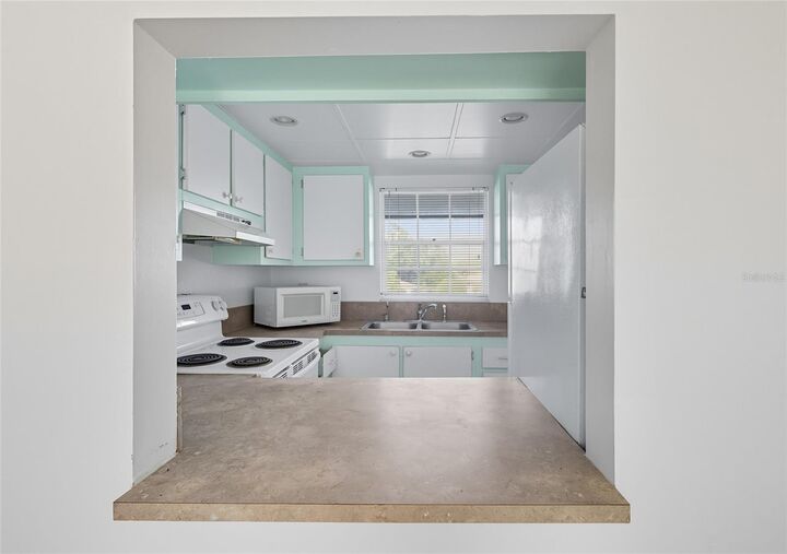 Property Photo:  4705 5th Street W 302  FL 34207 