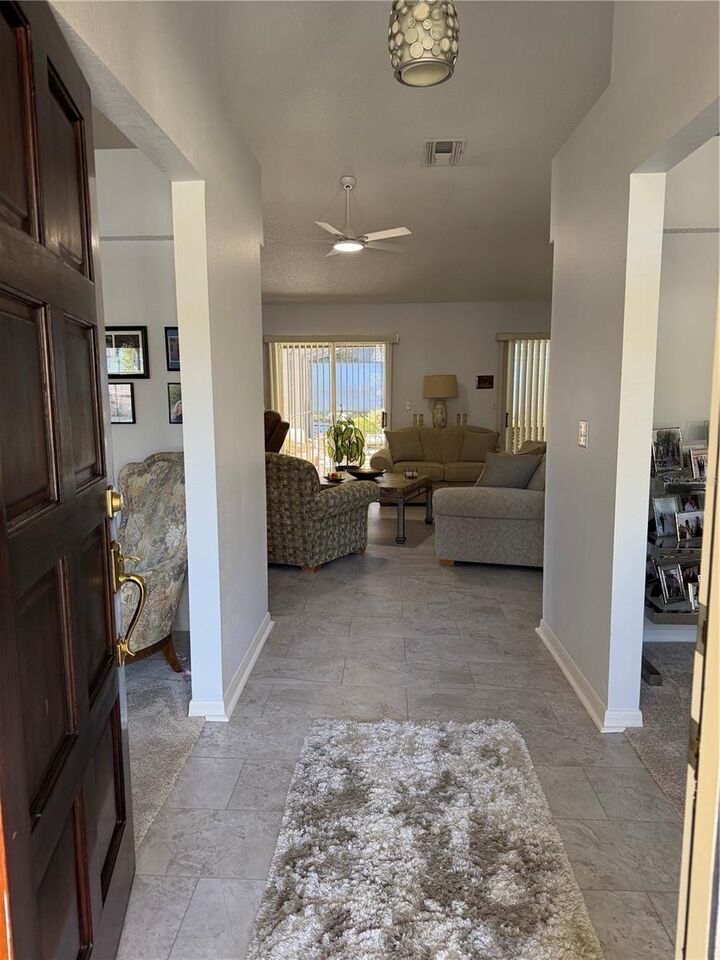 Property Photo:  7836 Bridgestone Drive  FL 32835 