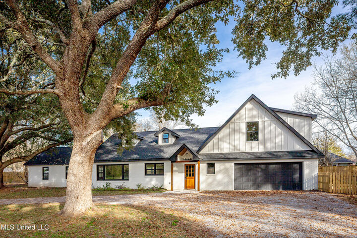 Property Photo:  9329 Ridgeview Drive  MS 39564 