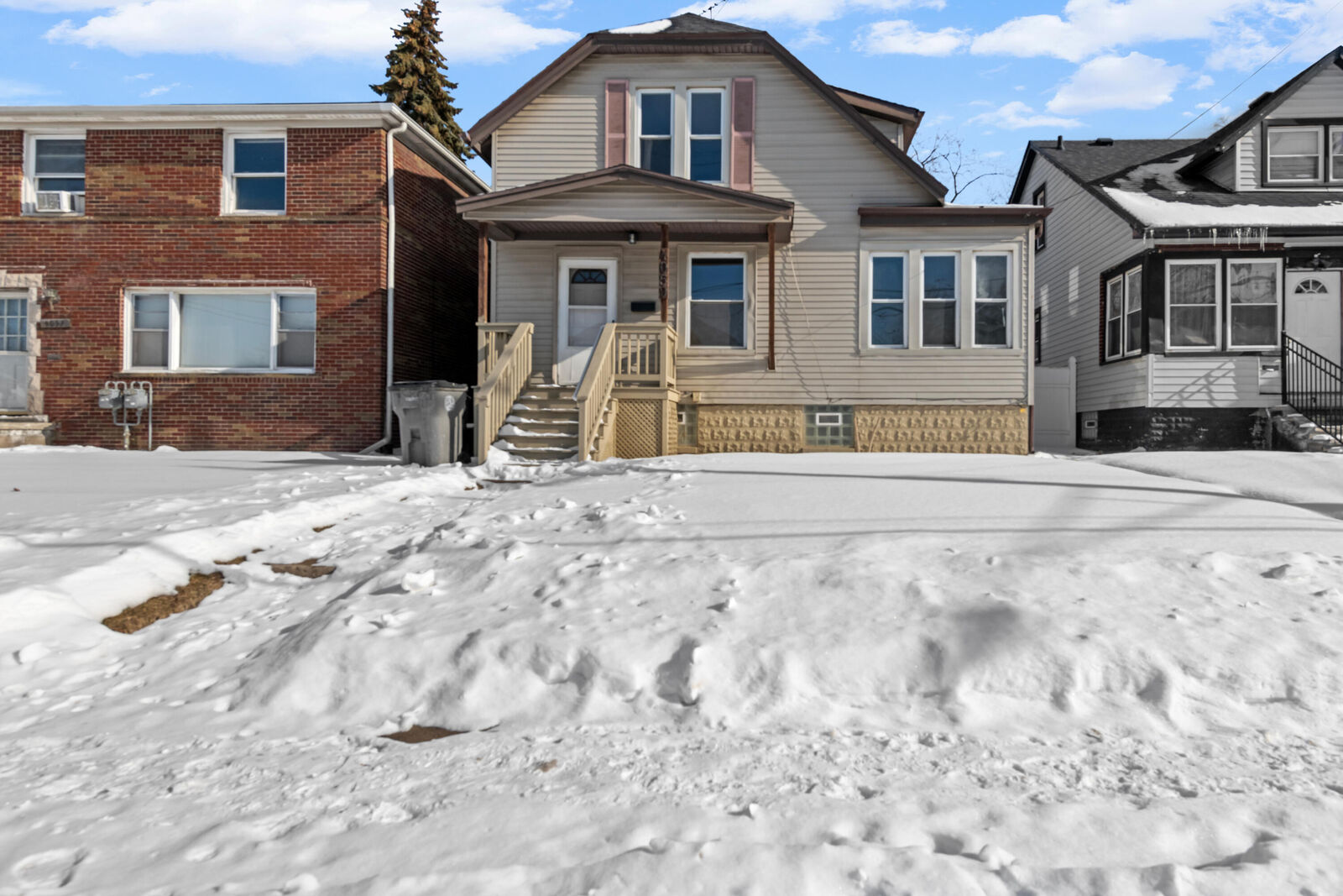 Property Photo:  4059 High Street  MI 48229 