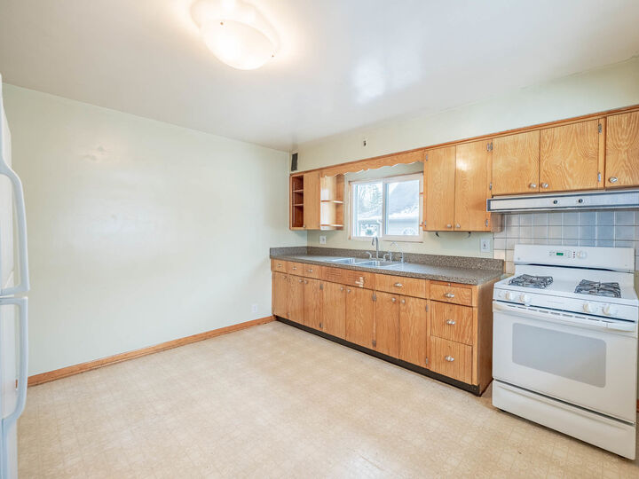 Property Photo:  1466 Wood Street  IL 60417 