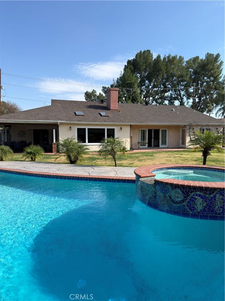 Property Photo: 5329 Mecca Avenue CA 91356