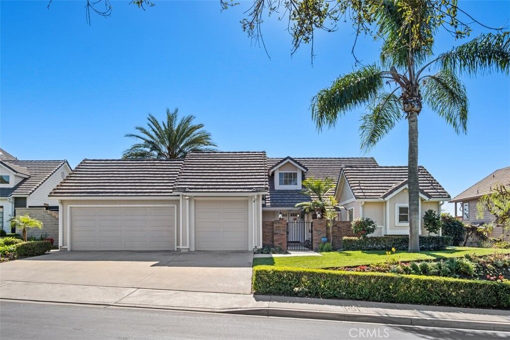 Property Photo:  4 Northampton  CA 92679 