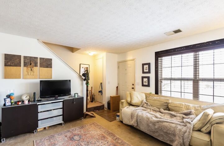 Property Photo:  110 Waterview Dr  TN 37075 