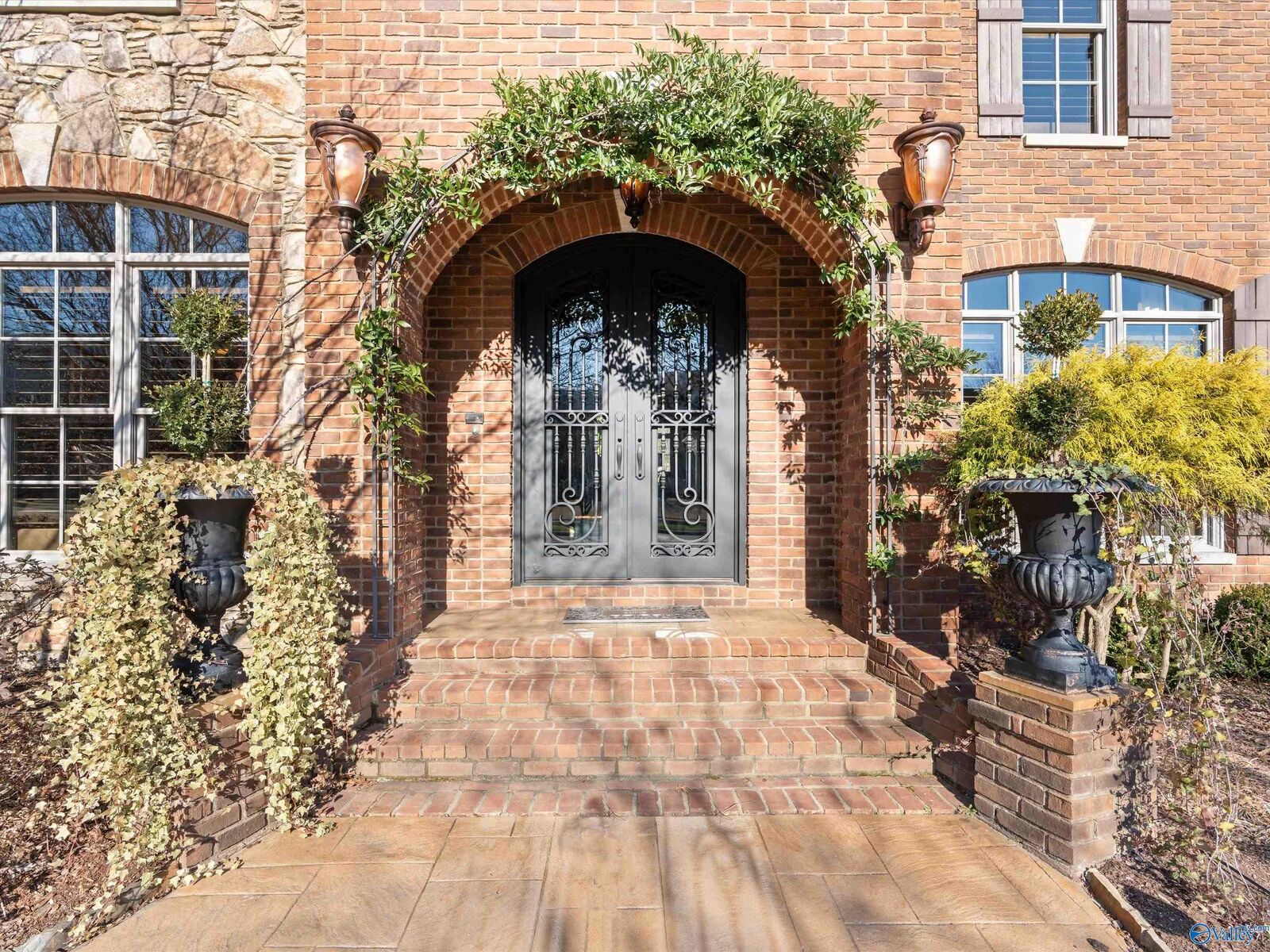 Property Photo:  46 McMullen Lane SE  AL 35748 