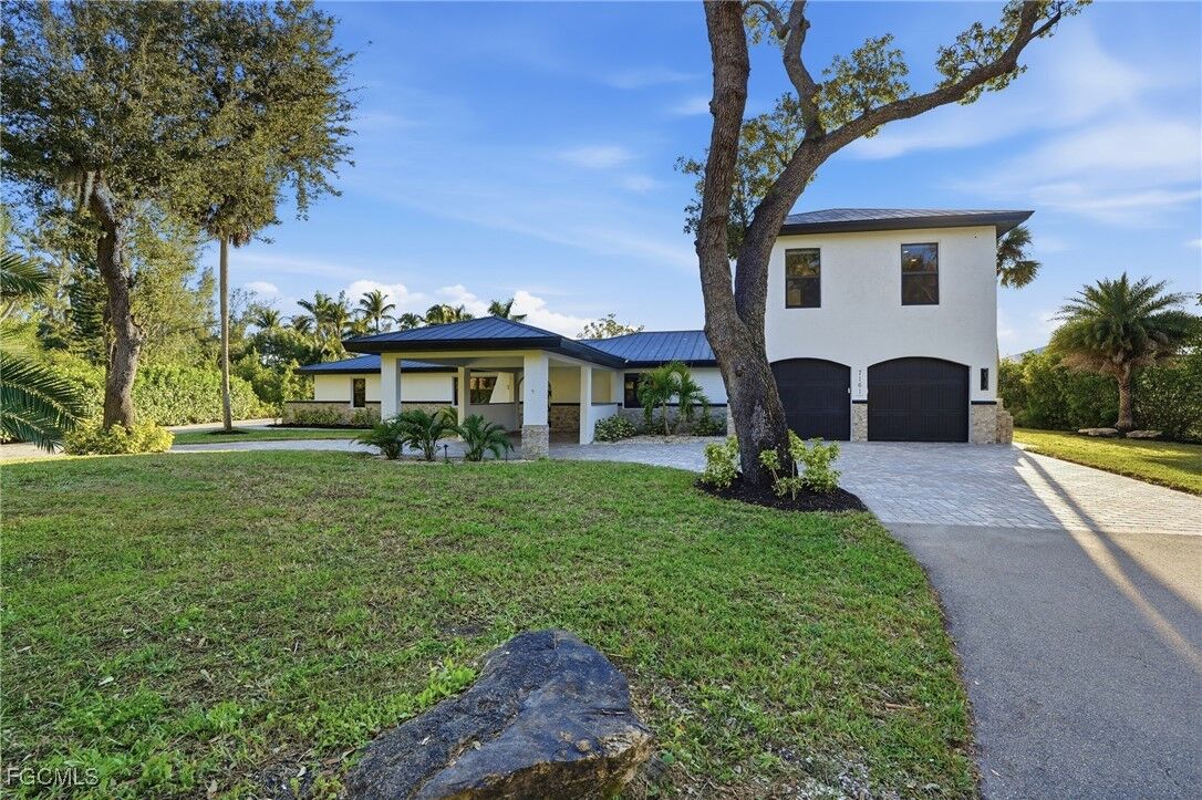 Property Photo:  7161 Shannon Boulevard  FL 33908 
