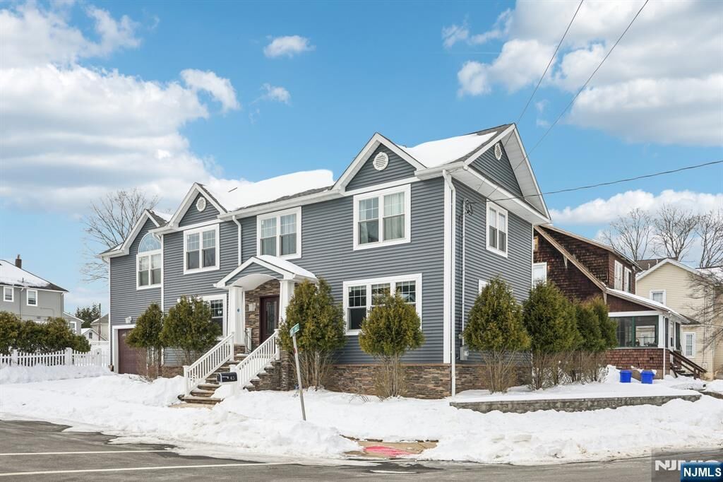 Property Photo:  45 Wilmore Road  NJ 07424 