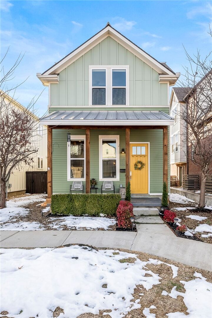 Property Photo:  634 SW B Street  AR 72712 