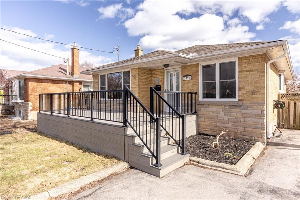 Property Photo:  2322 Redfern Road  ON L7R 1X3 