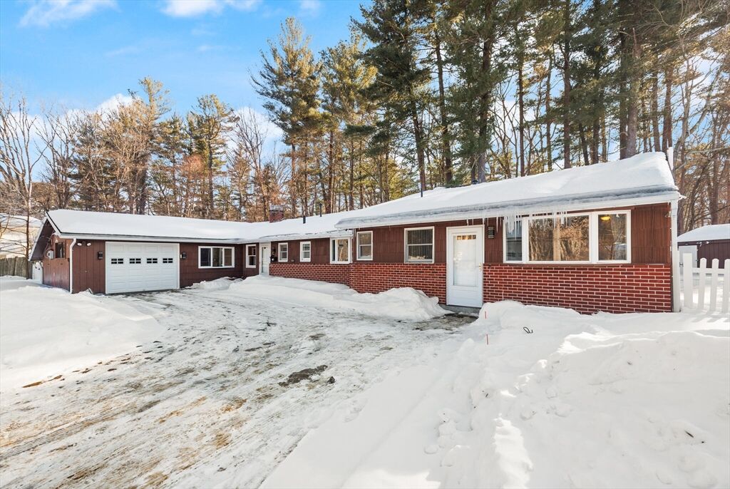 Property Photo: 24 Algonquin Rd MA 01824