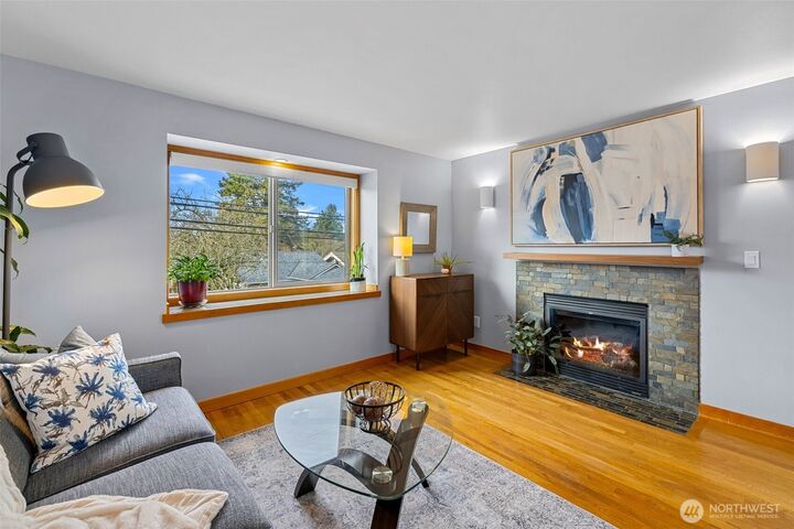 Property Photo:  4312 SW Spokane Street  WA 98116 