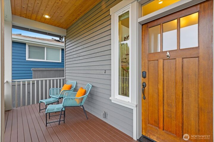 Property Photo:  4840  48th Avenue SW  WA 98116 